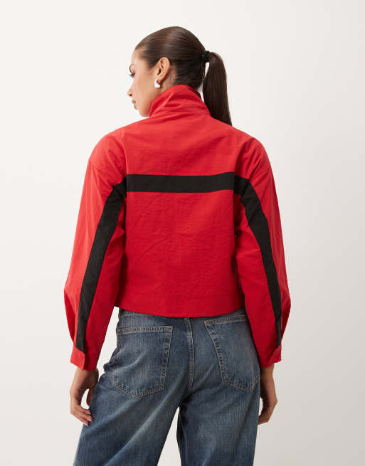 Lioness essential funnel neck windbreaker jacket in flame red, 4 of 4
