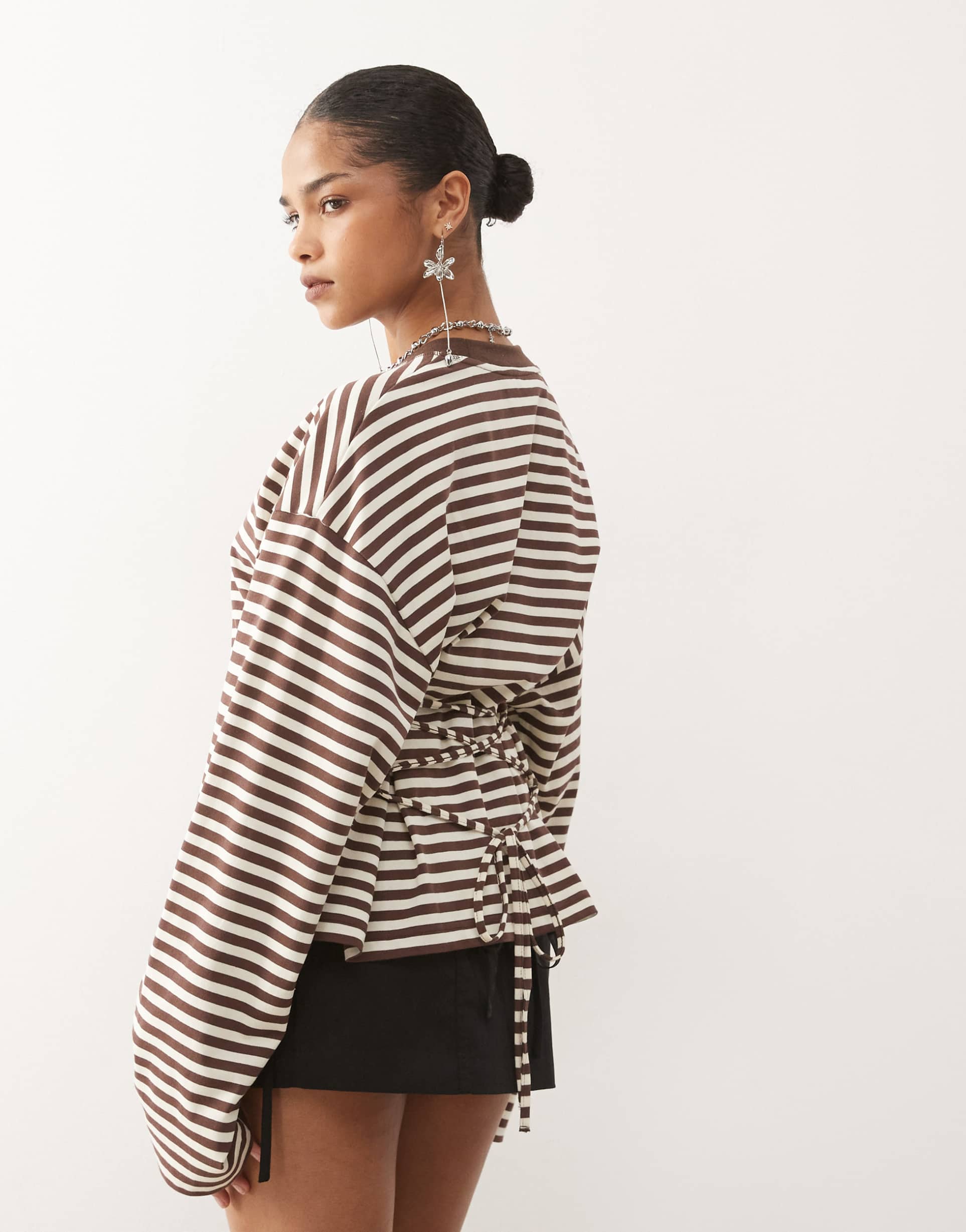lioness exclusive bloom cotton blend long sleeve crew neck tie back t-shirt in dark chocolate stripes