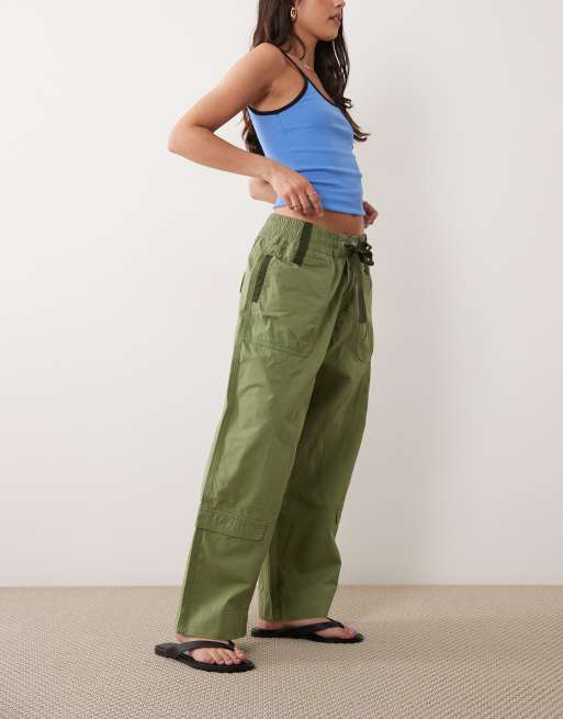 Lioness - Fever - Pantalon fonctionnel ample en coton froncé à taille nouée - Kaki, 2 de 5