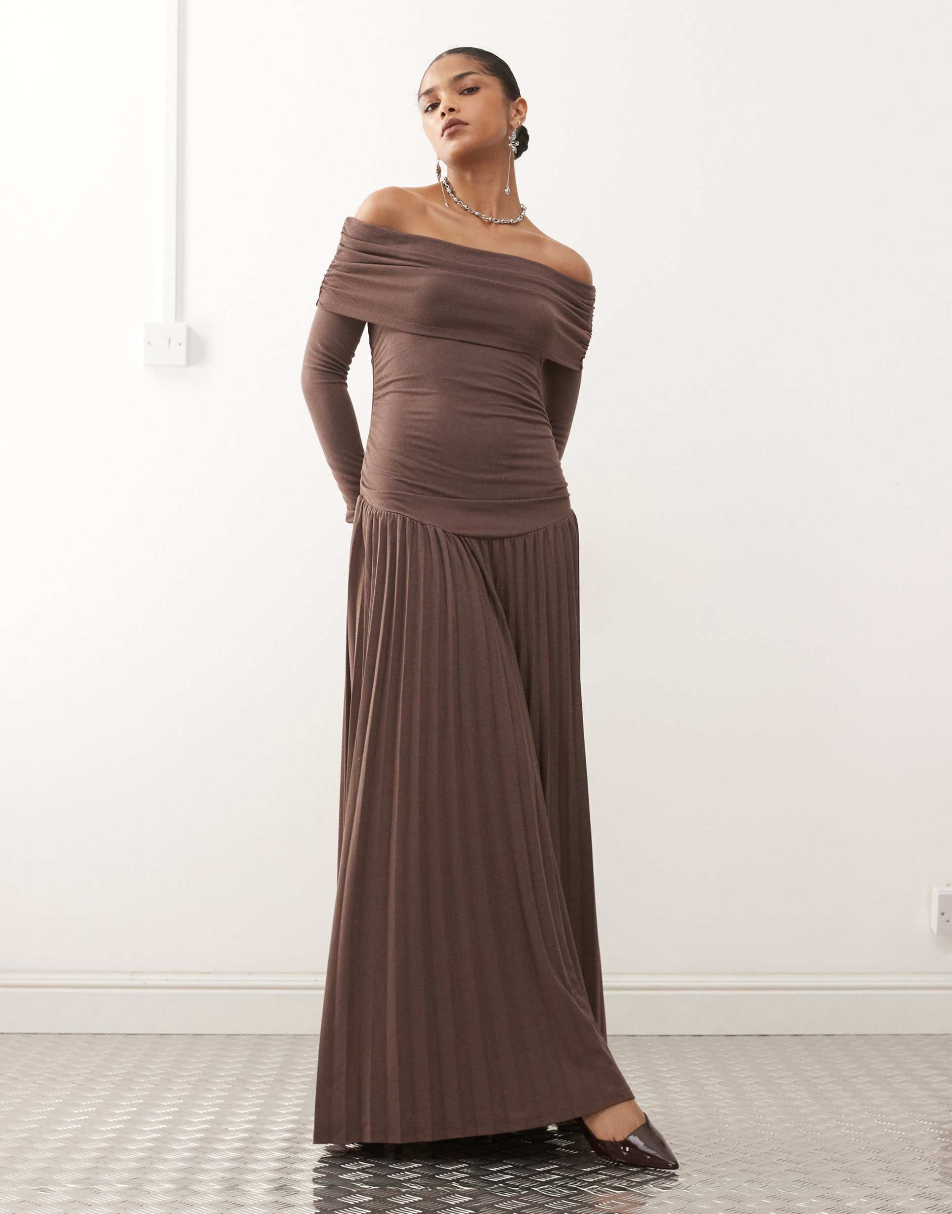 lioness field of dreams long sleeve foldover bardot ruched drop waist pleated maxi dress in chocolate