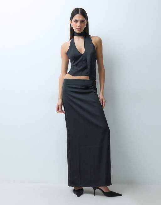 Lioness Front Row Satin-Haltertop mit Schal-Detail als Kombiteil in Schwarz, 2 von 5