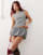 Thumbnail 1 van 5