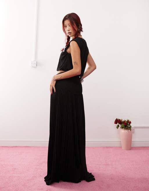 Lioness - Gonna lunga a pieghe con fondo sceso in maglia nera in coordinato, 3 di 5