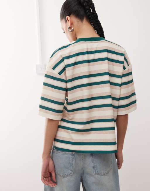 Lioness – Grönrandig, kortärmad t-shirt i oversize med sidoslits, 3 av 4