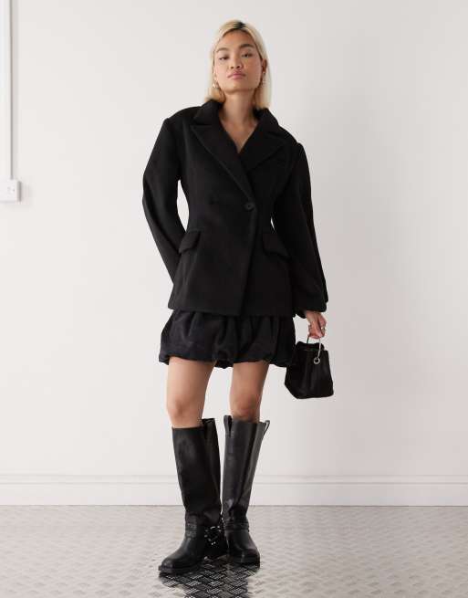 Lioness heart shaped wool touch double breasted cinched waist barrel sleeve coat in black, 3 of 4