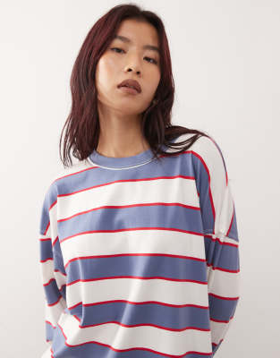 Lioness - Horizon - Langärmliges Oversize-T-Shirt mit blauen Streifen-Bunt