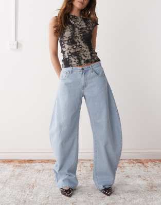 Lioness Horseshoe barrel leg jeans in light blue wash