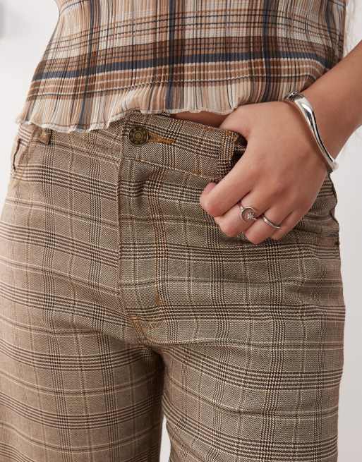 Lioness horseshoe barrel leg jeans in mocha plaid