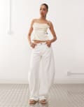 [Lioness] Lioness Horseshoe contrast stitch barrel leg jeans in white XS WHITE