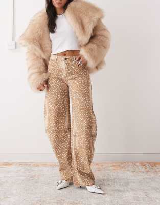 Lioness - Horseshoe - Exklusiv - Barrel Leg Jeans mit braunem Bambi-Print-Brown