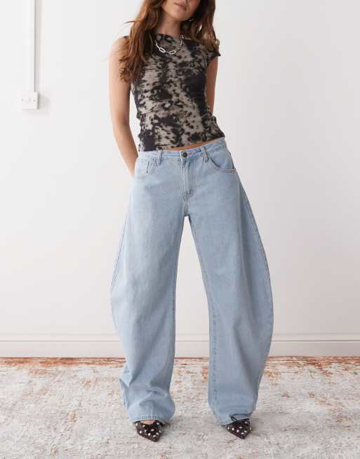Lioness – Jeans in hellblauer Waschung mit abgerundetem Beinschnitt