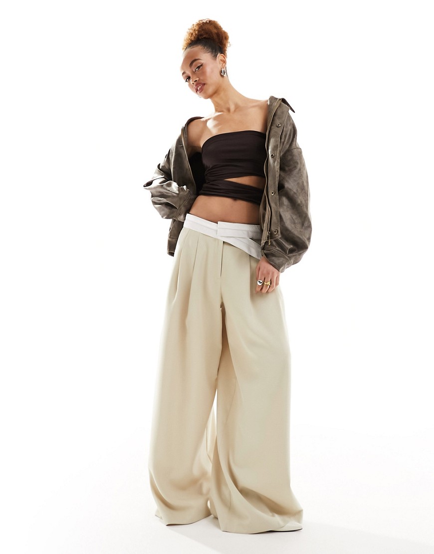 Lioness Low Rise Tailored Contrast Waistband Pants In Beige-neutral