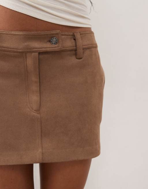 Lioness mirage faux suede low rise mini skirt in camel, 5 of 5