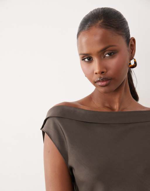 Lioness - Mokkabrun offshoulder-top i satin med hjerteformet hals - Del af sæt, 3 af 4