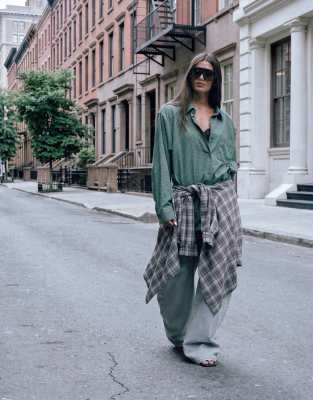 Lioness Notting Hill Oversized Shoulder Pad Detail Multiway Button Front Shirt In Green