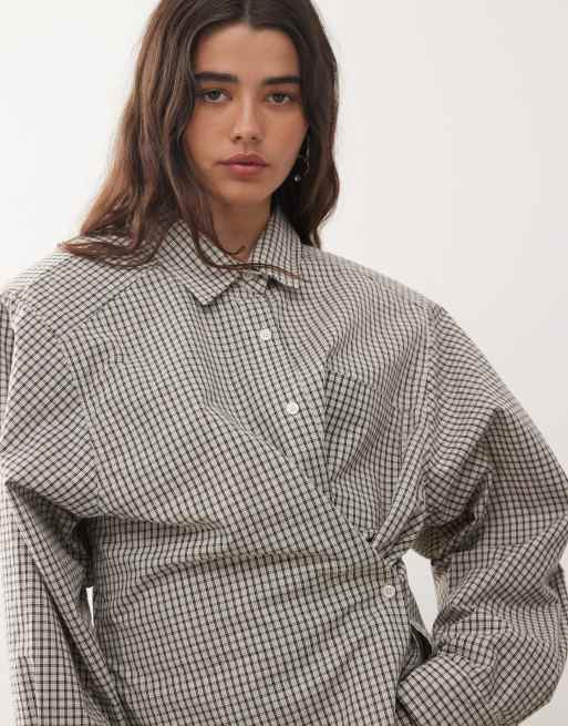 Lioness Notting Hill cotton oversized shoulder pad detail multiway button front shirt in cream check, 4 of 4