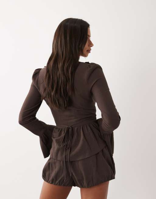 Lioness Odette linen rich bubble bloomer shorts co-ord in chocolate, 4 of 5