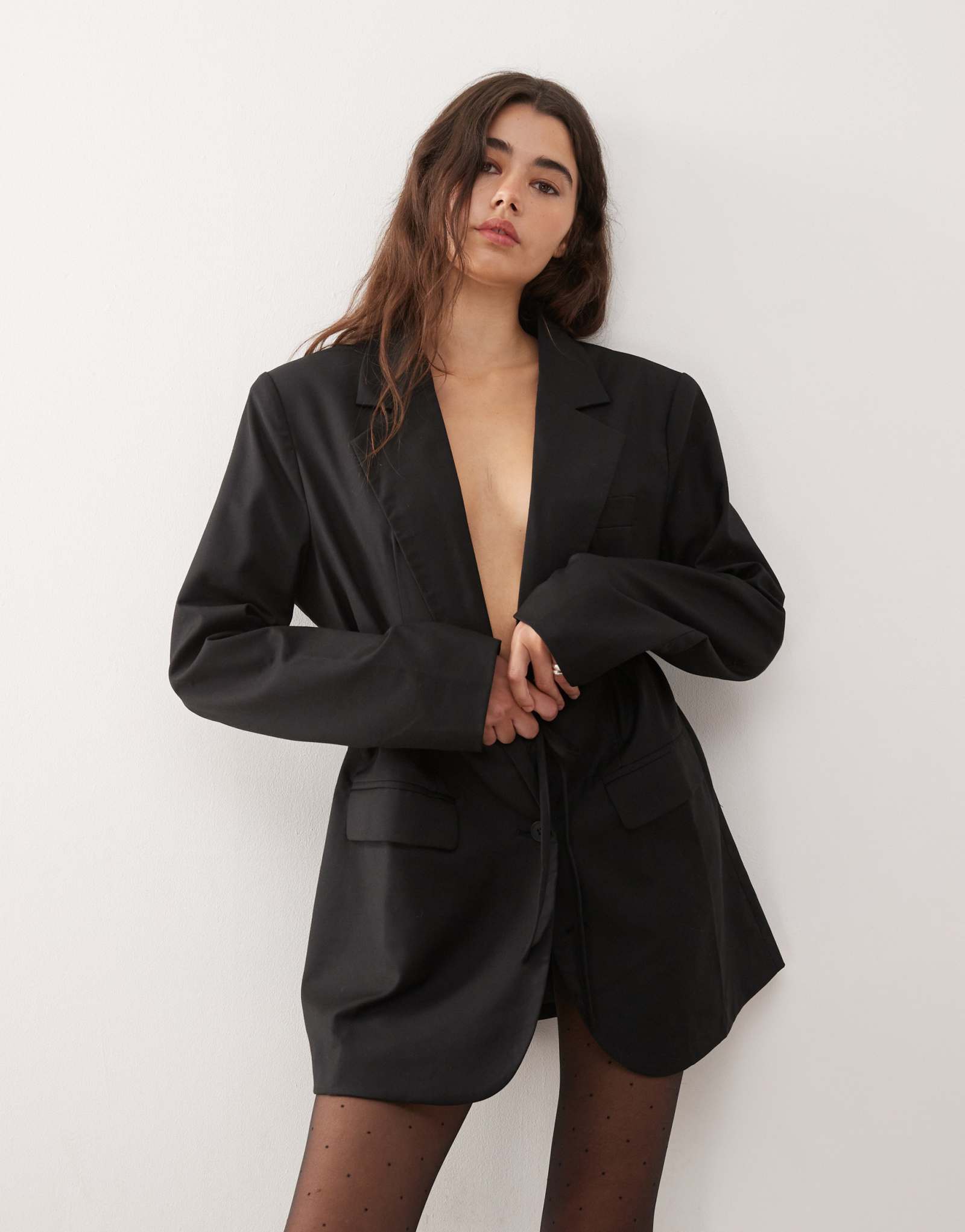 Мини-платье-блейзер с завышенной талией и завязками на талии в стиле львицы черного цвета