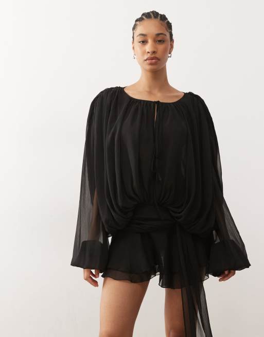 Lioness Petite - Elements - Robe courte en mousseline drapée avec taille nouée et manches ballon - Noir, 2 de 4