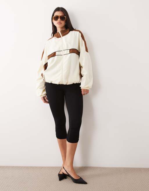 Lioness Rhode funnel neck windbreaker jacket in sorbet cream, 3 of 4