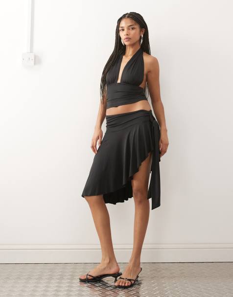 Lioness – Safari – Set in Schwarz aus Neckholder-Oberteil mit tiefem Ausschnitt und Midirock - view 1