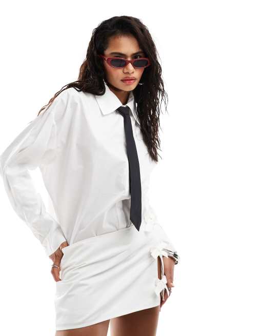 Lioness shirt with black tie in white (part of a set)