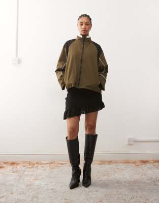 Lioness Shoreline Contrast Piping Collar Detail Oversized Windbreaker Jacket In Green