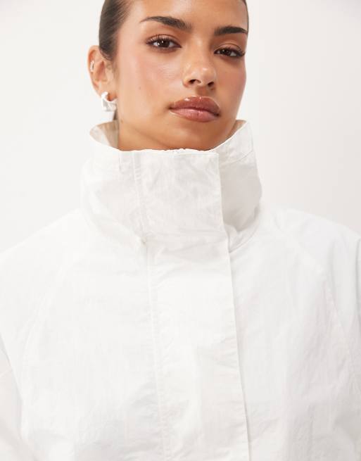 Lioness Shoreline funnel neck oversized utility toggle windbreaker jacket in white, 3 of 4