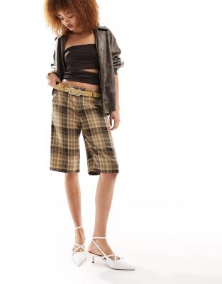 Lioness Lioness tailored bermuda shorts in brown check-Multi