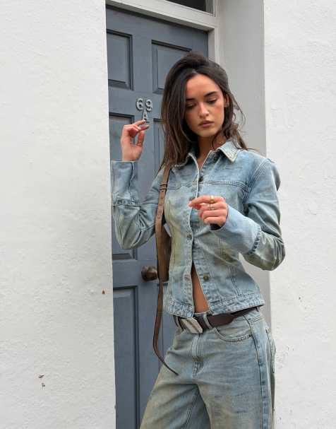 Lioness The Bronx giacca di jeans con vita stretta e polsini ampi effetto stone blue wash - view 1