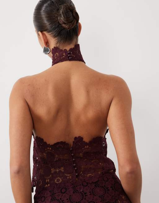 Lioness Trophy co-ord top in pizzo trasparente con dettagli floreali e collo alto bordeaux, 3 di 4