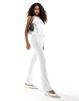 Lioness Lioness v front lowrise flared trousers co-ord in white