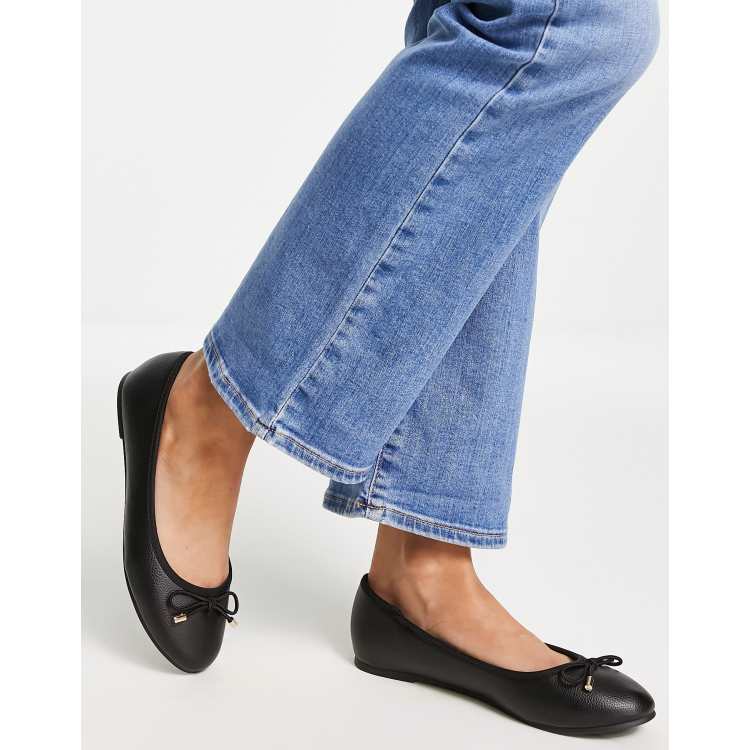 junio Confidencial Prueba Lipsy bow front ballerina flats in black | ASOS