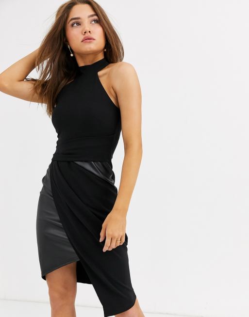 Lipsy – Hochgeschlossenes Bleistiftkleid in Schwarz mit  Kunstlederbesatz und asymmetrischem Design
