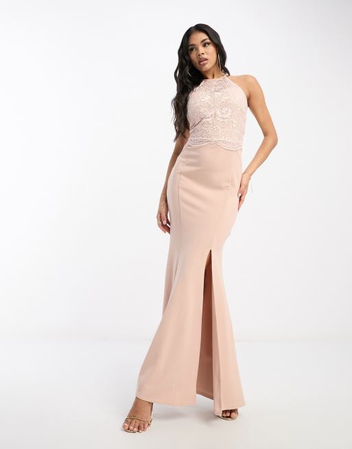 Lipsy - Lys pink maxikjole med halterneck og blondedetaljer