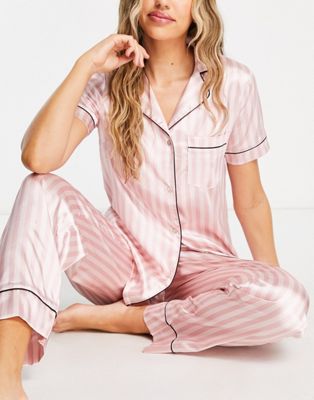 Femme Lipsy - Pyjama rayé avec chemise à manches courtes et pantalon - Rose