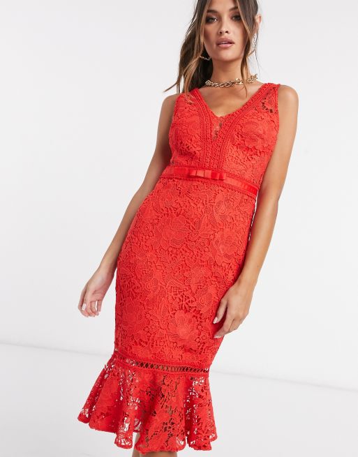 Lipsy – Röd bodyconklänning i spets med peplum nedtill, 4 av 4