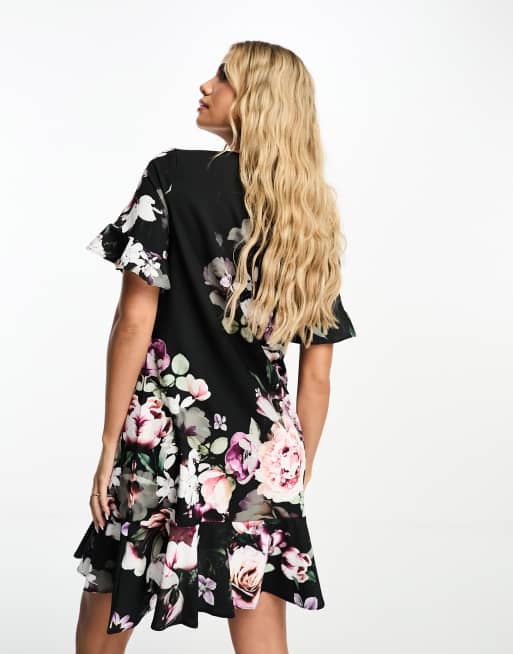 Lipsy short sleeve shift dress in black floral