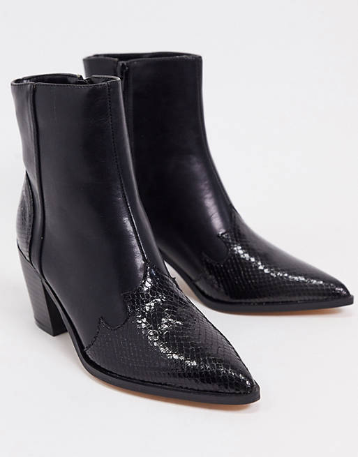 Lipsy – Spitze Ankle-Boots im Western-Stil mit Absatz in Schwarz