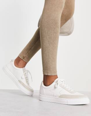 star sneakers in white