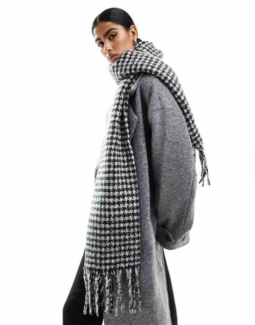Lipsy – Strickschal in Schwarz und Weiß