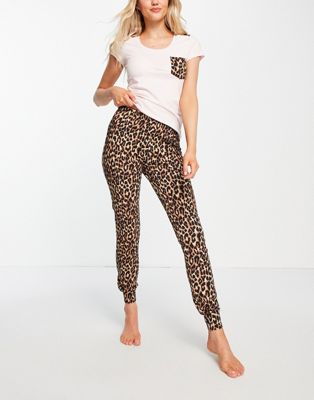 Lipsy t-shirt and bottom pyjama set in animal print
