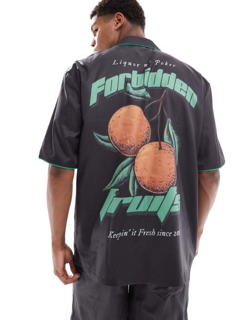 Liquor N Poker - Camicia a rever con stampa di frutta sulla schiena nera in coordinato
