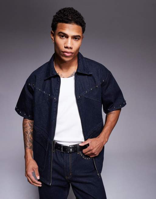 Liquor N Poker - Camicia in denim color indaco con borchie in coordinato 