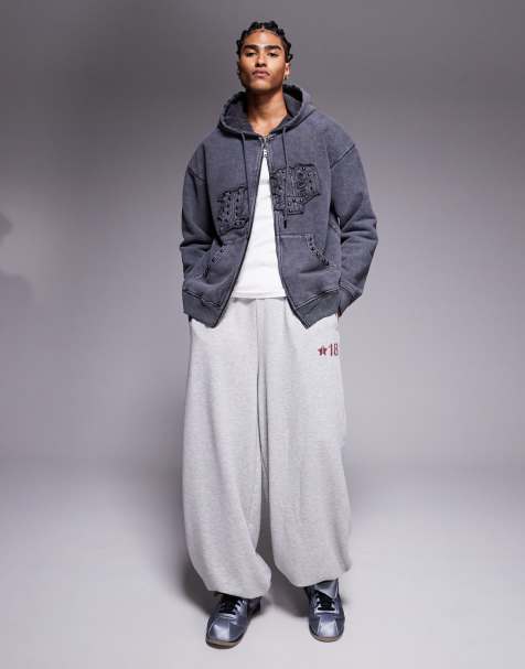 Liquor N Poker - Felpa oversize grigia con cappuccio e toppe applicate con borchie e logo - view 1