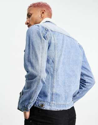 denim jacket with fleece collar