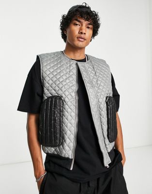 Liquor N Poker gilet vest in light grey with 3d pockets