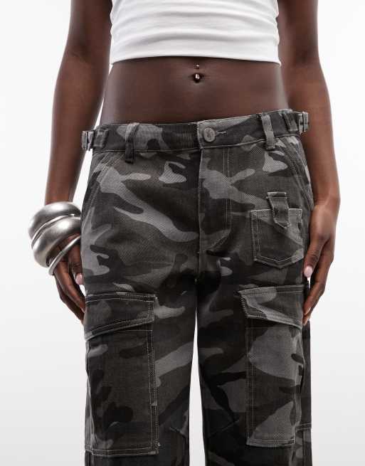 Liquor N Poker low rise baggy cargo pants in camo, 3 of 5