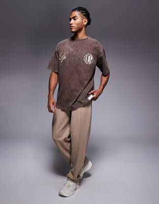 Liquor N Poker Relaxed 250gsm T-shirt With Gothic Script In Brown