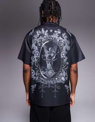 royal emblem back print relaxed shirt in black